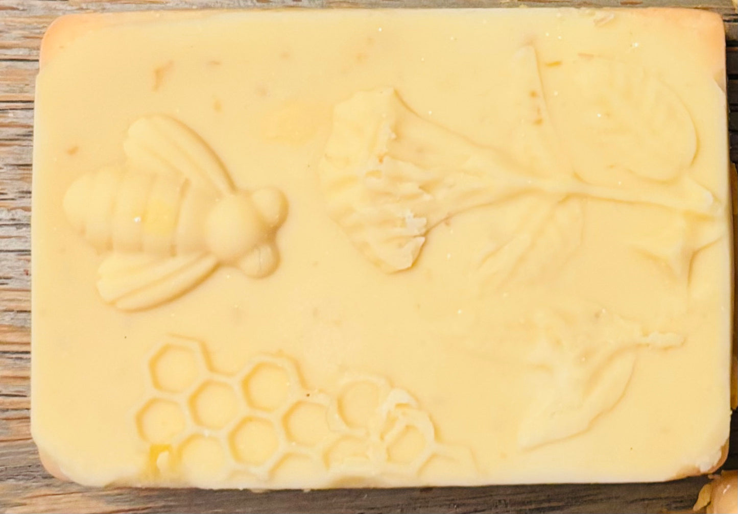 BeeKind Bar