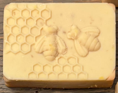 BeeKind Bar