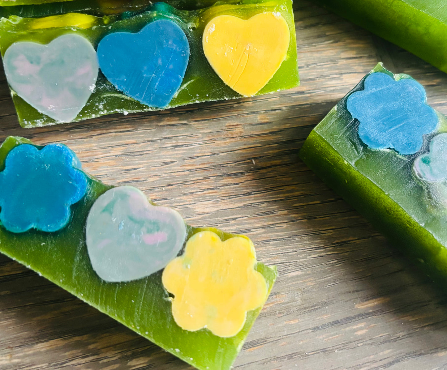 Emerald Glow Kojic Jelly Soap - Love & Bloom Edition