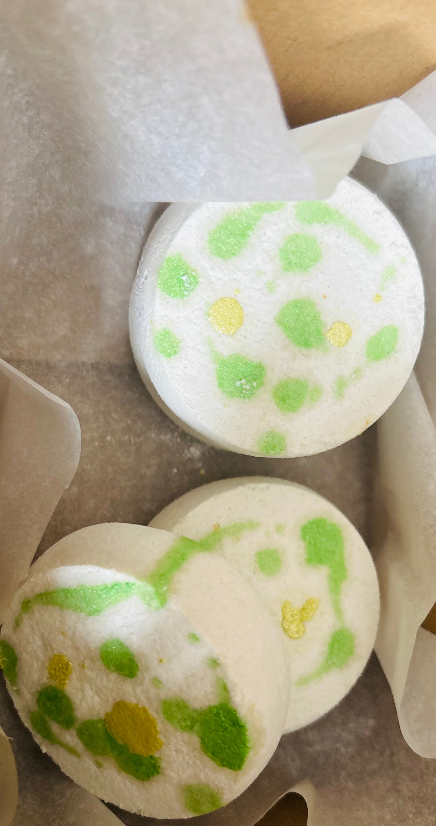 Frankincense + Bergamot Soak Bomb