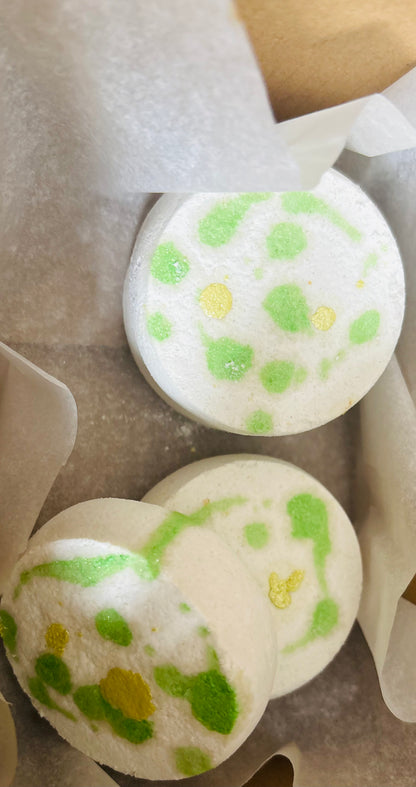 Frankincense + Bergamot Soak Bomb