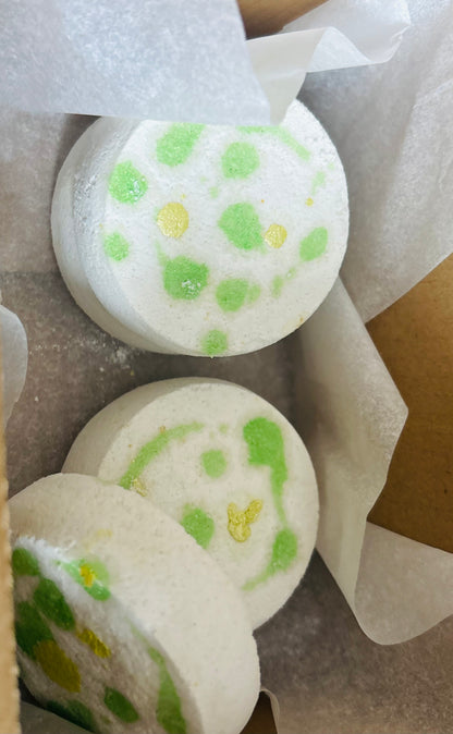 Frankincense + Bergamot Soak Bomb